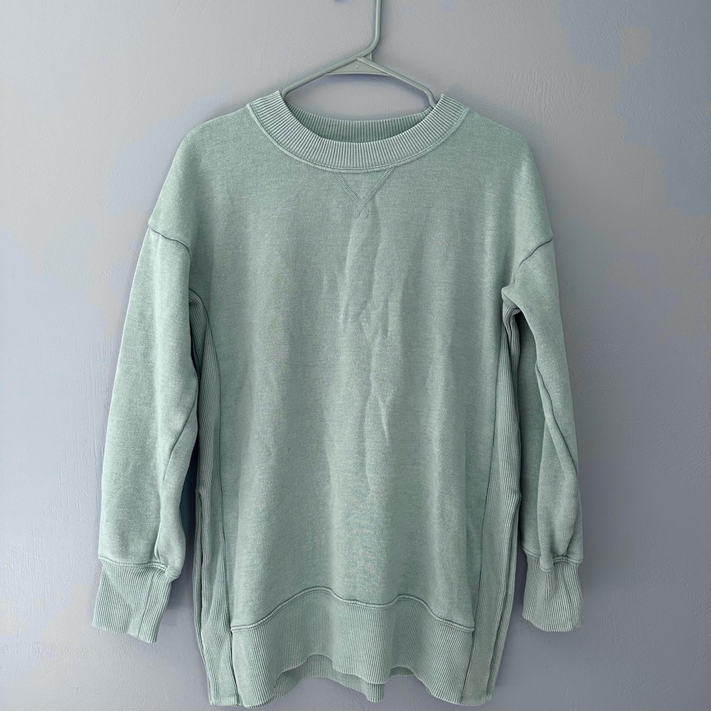 american eagle oversized crew neck sweatshirt
